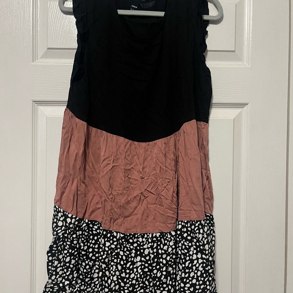 SHEIN Black and Pink Colorblock Mini Dress